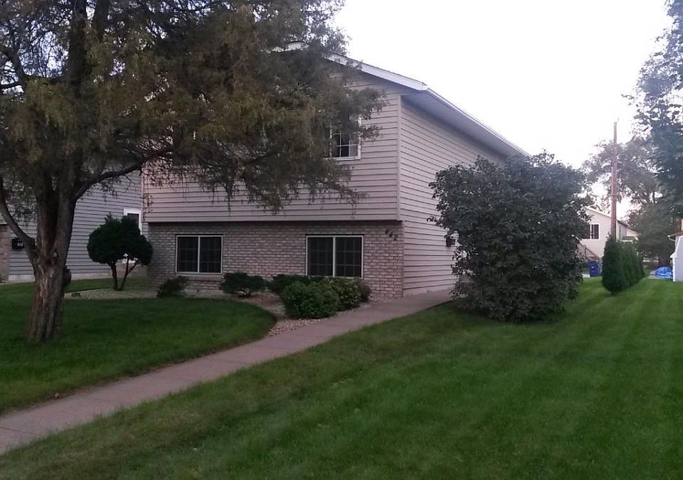 2nd image of 442 26th Ave N