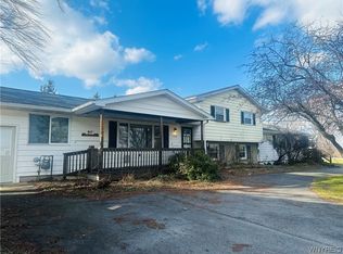3248 Knowlesville Rd, Medina, NY 14103