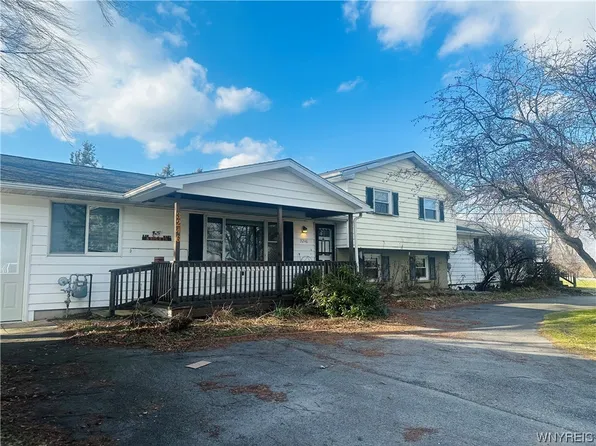 3248 Knowlesville Rd, Medina, NY 14103