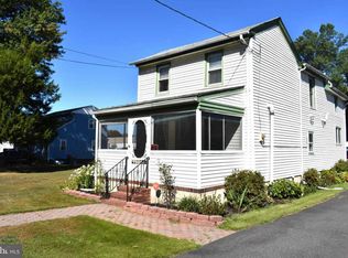 34 N Dupont Rd, Penns Grove, NJ 08069