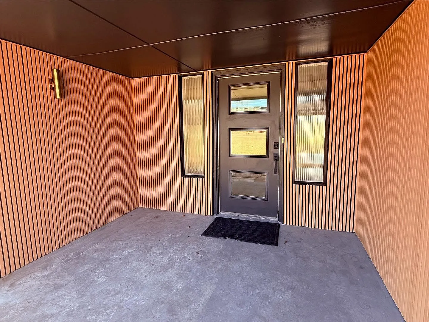 3 bed, 1596 sqft, $2,300 — Photo 3