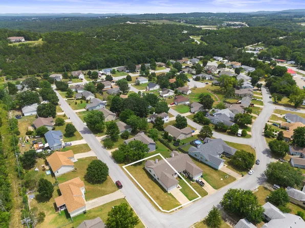 202 Travis Trail, Branson, MO 65616