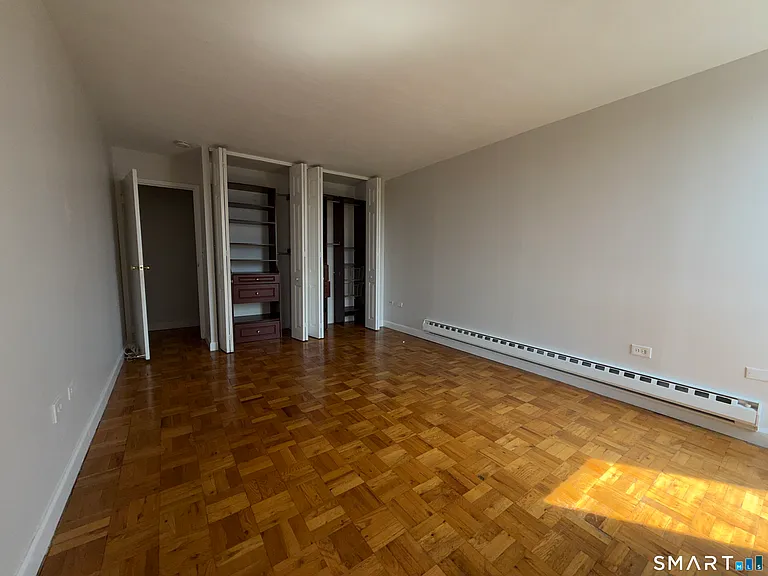87 Glenbrook Rd #7G — Photo 11