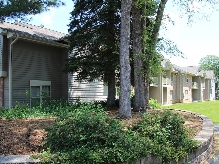 N80W15039 Appleton Ave — Photo 4