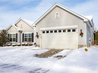 9130 Devonshire Dr, Olmsted Falls, OH, 44138