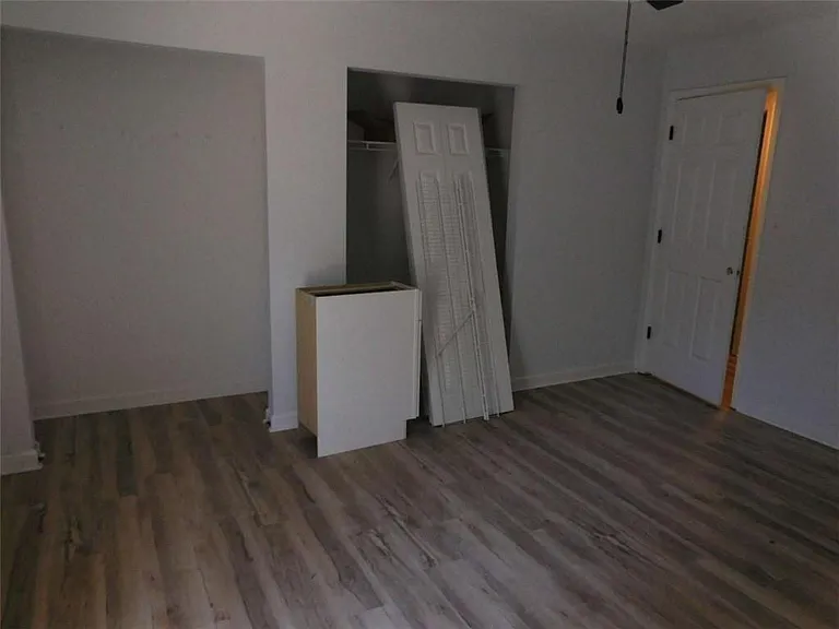 1286 Britain Dr — Photo 9