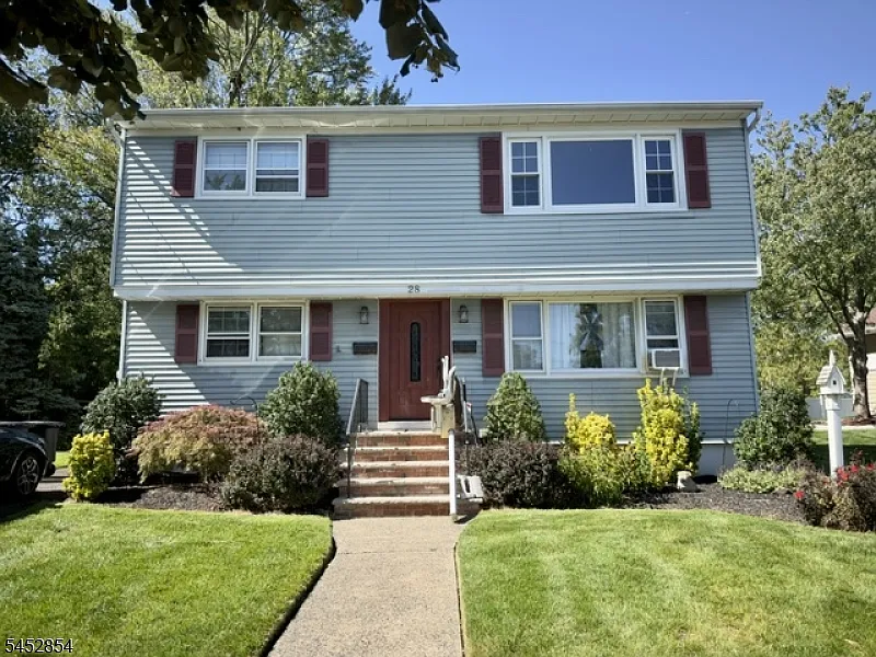 28 Chambers Ct, Clifton, NJ 07013 — Photo 1