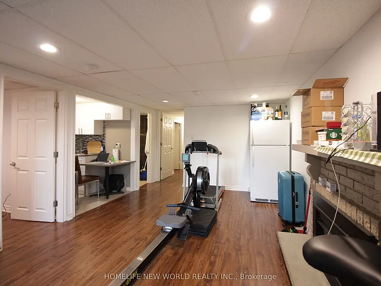 39 Aberfeldy Cres #BASEMENT — Photo 5