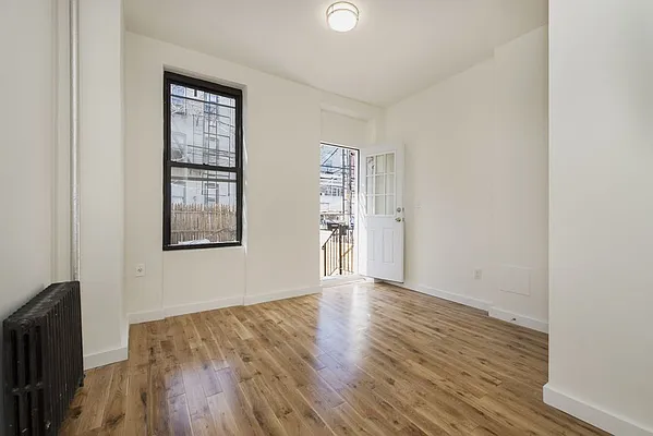 Rented by Bold New York | media 19