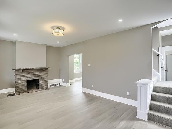 Here is another shot of the livingroom. The steps go to a landing that can go to the kitchen or to the second floor!