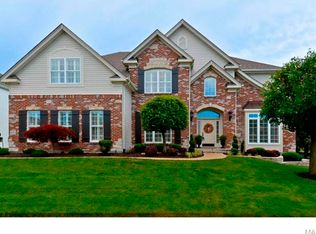 1150 Ridgeway Meadow Dr, Ballwin, MO 63021