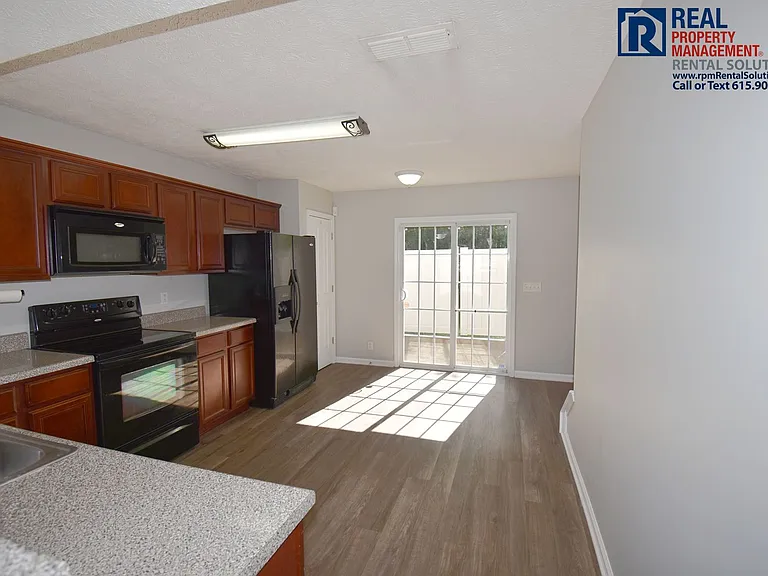 1416 Bunny Ct — Photo 6