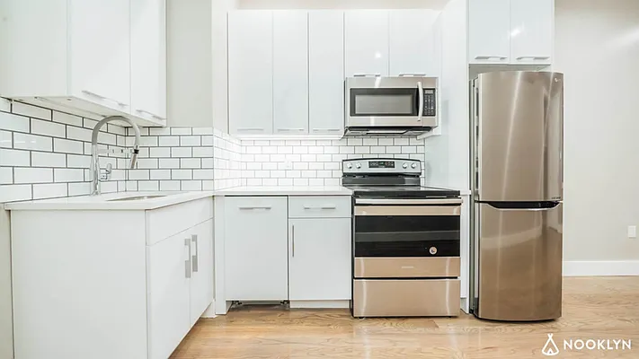 Rented by Nooklyn NYC LLC | media 3