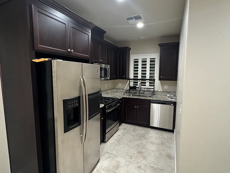 E Cara Ct — Photo 6