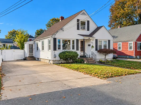 18 Campbell Ave, North Providence, RI 02904