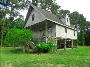 163 Driftwood Dr, Eutawville, SC 29048