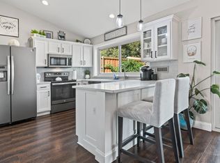 4017 Huckleberry Dr, Fort Worth, TX 76137