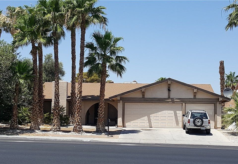 1st image of 4563 E McLeod Dr