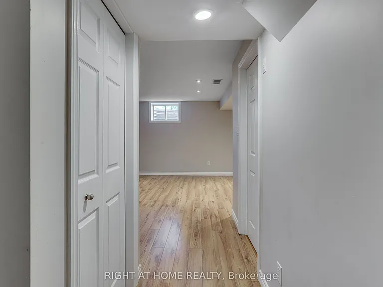 2206 Coronation Dr — Photo 27