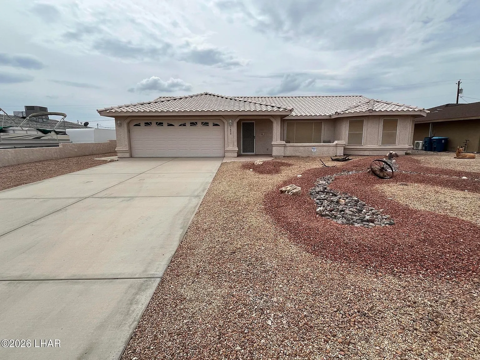 2 bed, 2.0 bath, 1726 sqft, $2,200 — Photo 1