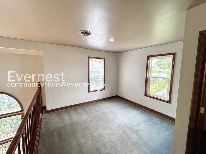 915 Russell St #A — Photo 10