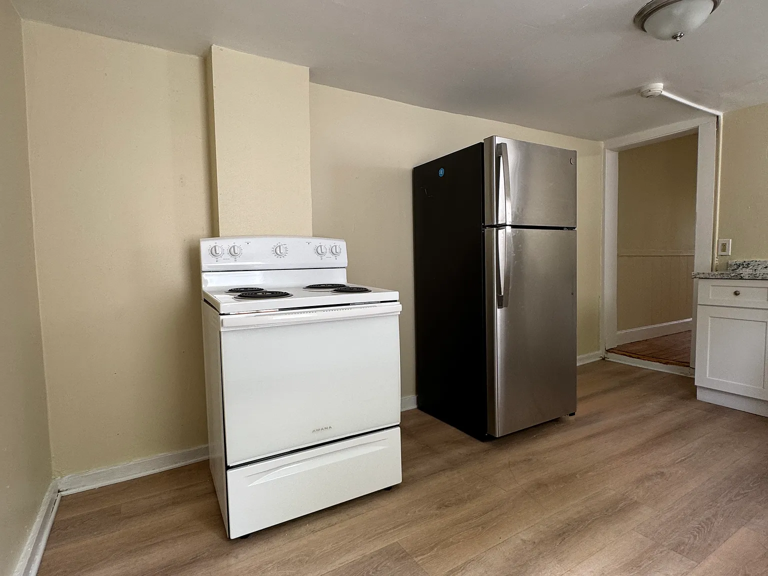 4 bed, $2,295 — Photo 3