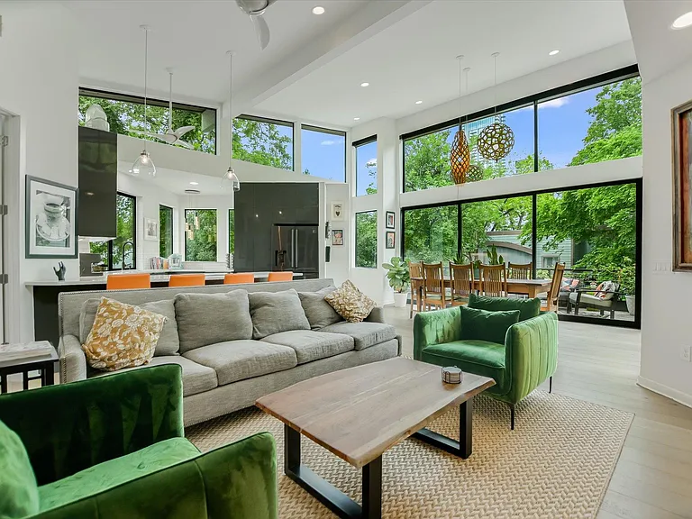 56 Waller St — Photo 8