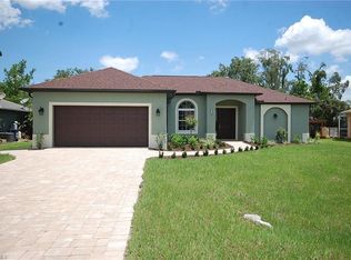 8109 Pennsylvania Blvd, Fort Myers, FL 33967