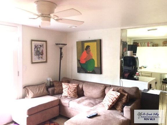 3rd image of 1404 E San Marcelo Blvd