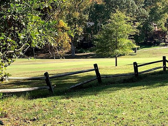 4th image of 0 Woodrun Cir Lot 14