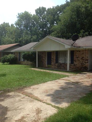 1st image of 204 High Hill Dr