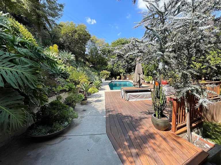 Canyon Oak Dr — Photo 38