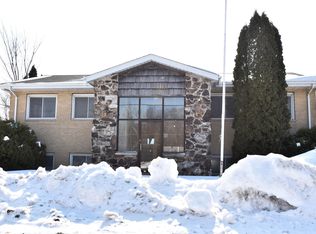 3321 W Rawson Ave, Franklin, WI