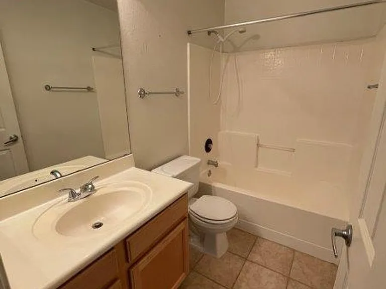 7021 E Earll Dr #210 — Photo 12