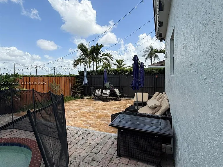 8208 SW 166th Pl — Photo 22