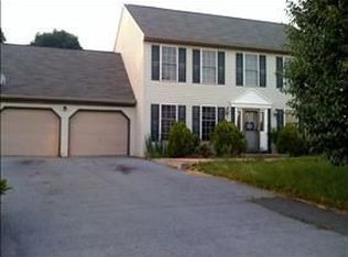 4065 Woodcrest Ln, Columbia, PA 17512
