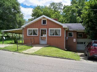 232 Jamison Ave, Cadiz, OH 43907