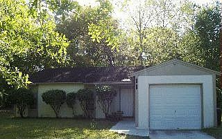 1st image of 11611 Gwynford Ln