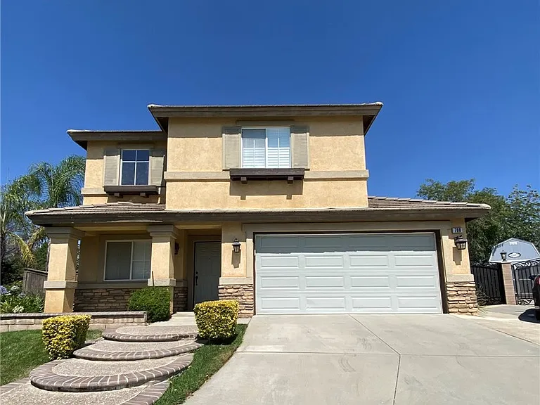 700 Aspen Glen Ln #700 — Photo 1