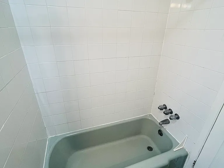488 Fountain St #2 — Photo 12