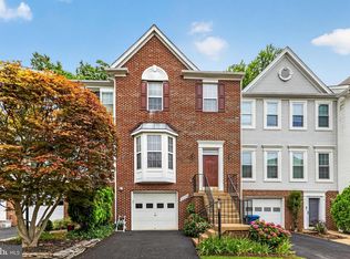 3009 Barden Oaks Ct, Oakton, VA 22124