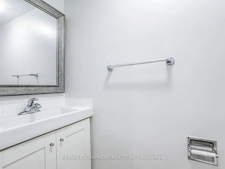 2790 Huntingdon Trl — Photo 10