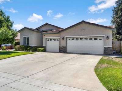 1174 Megan Ave, Clovis, CA, 93611