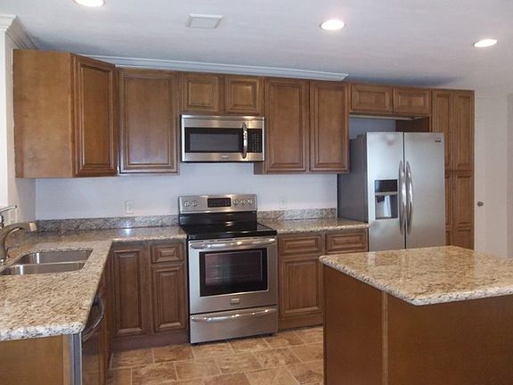2nd image of 3400 Bacchus Dr