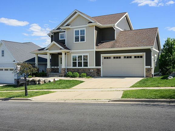 2nd image of 8919 Ancient Oak Ln