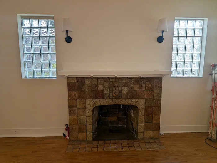 3 bed, 1.0 bath, 1143 sqft, $2,550 — Photo 2