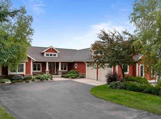 669 Harbor View Ln, Petoskey, MI 49770