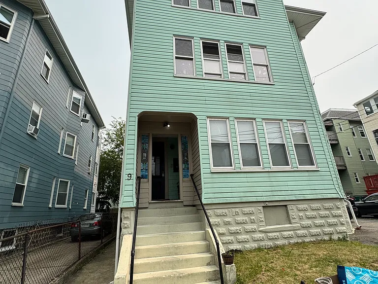 9 Mayberry Ave #2 — Photo 1