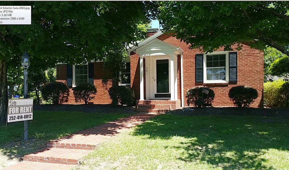 1st image of 301 Beech St