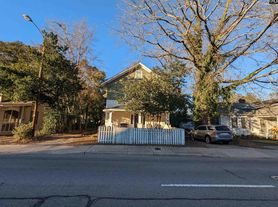 3121 Rosewood Dr, Columbia, SC